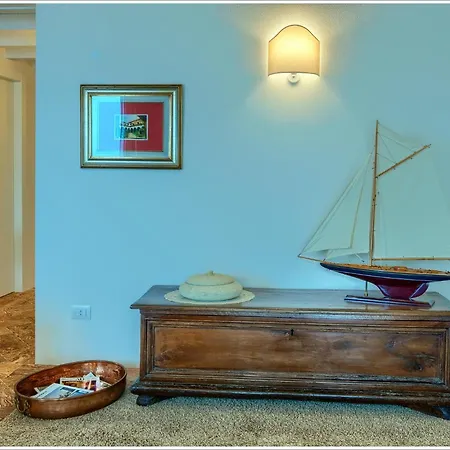 Aquarius - Larihome A08 *